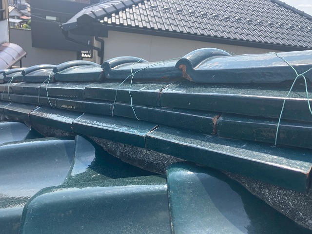 歪みが発生している棟